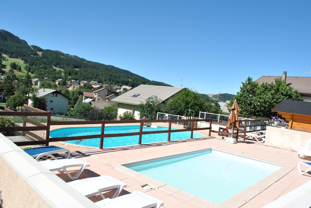 Camping Les Auches Ancelle Eksteriør billede