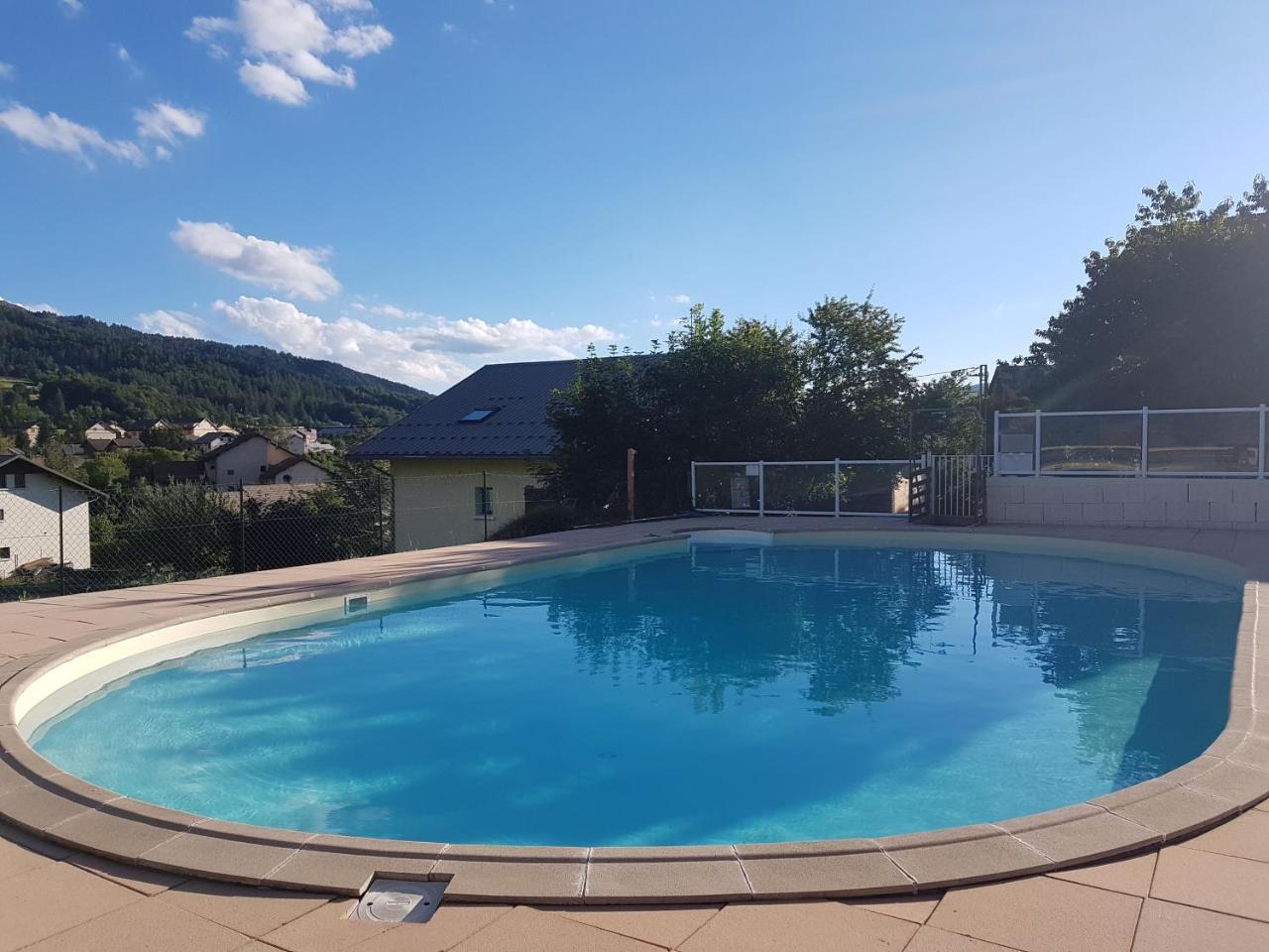 Camping Les Auches Ancelle Eksteriør billede