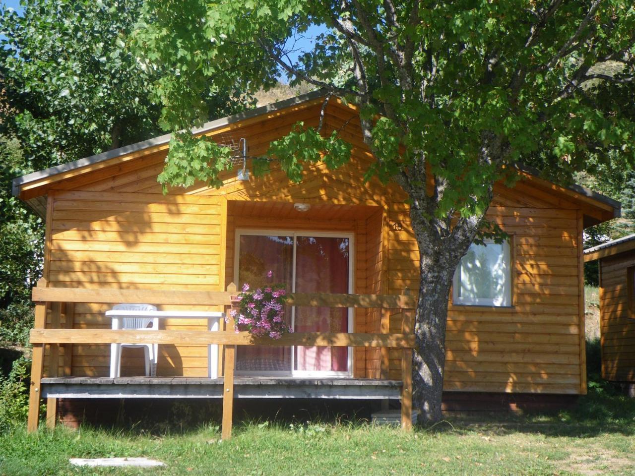Camping Les Auches Ancelle Eksteriør billede